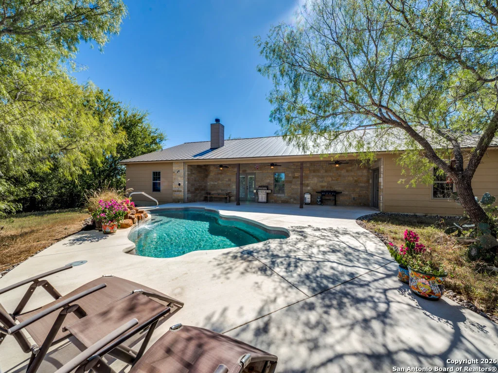 Photo of 6472 Bluntzer Rd