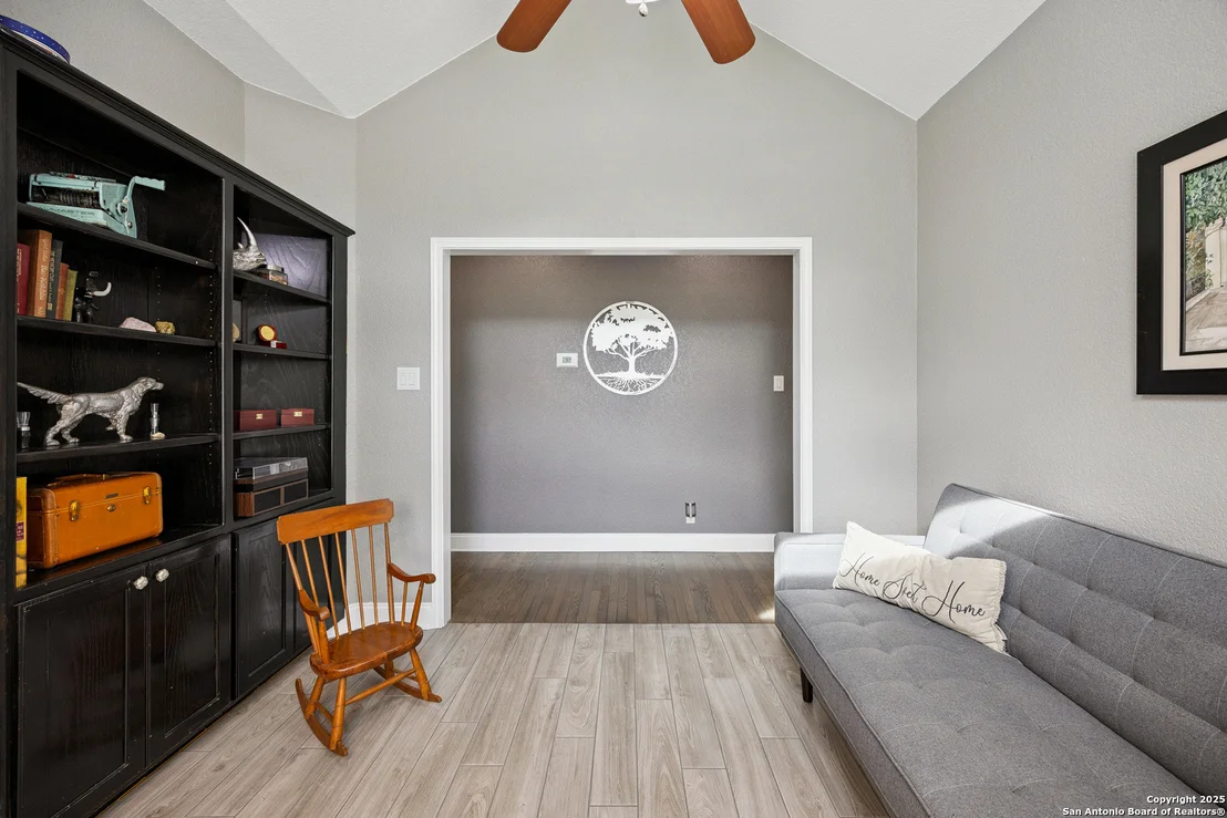 Photo of 2273 Normandy Grace