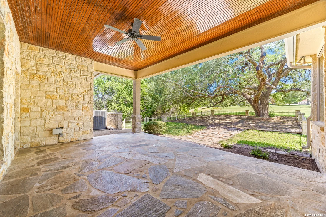Photo of 111 White Tail Dr