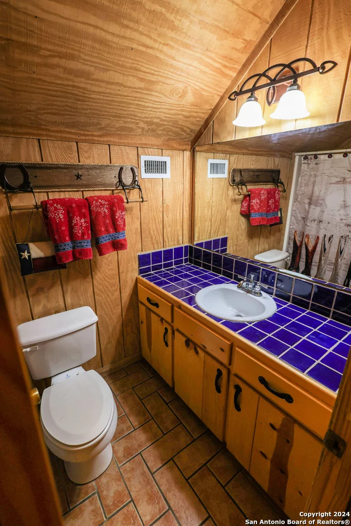 Photo of 1177 RIVER RD