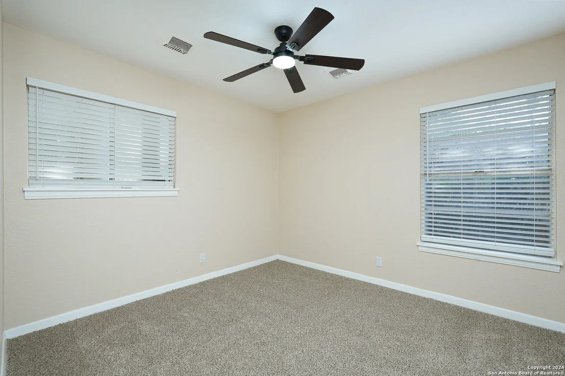 Photo of 5934 Kettering