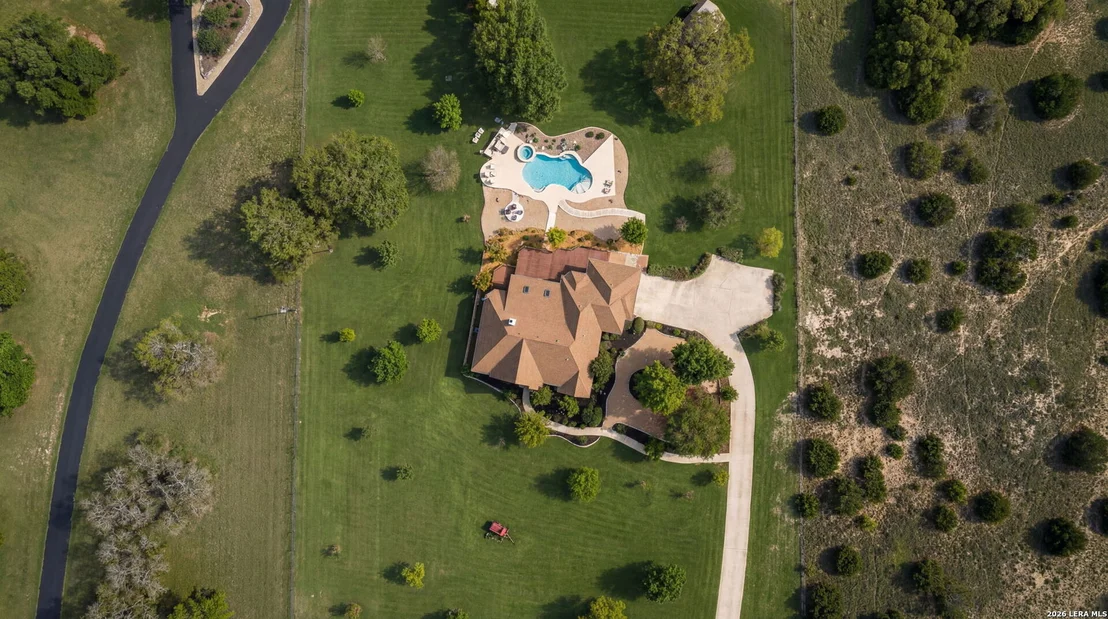 Photo of 126 Juniper Ln