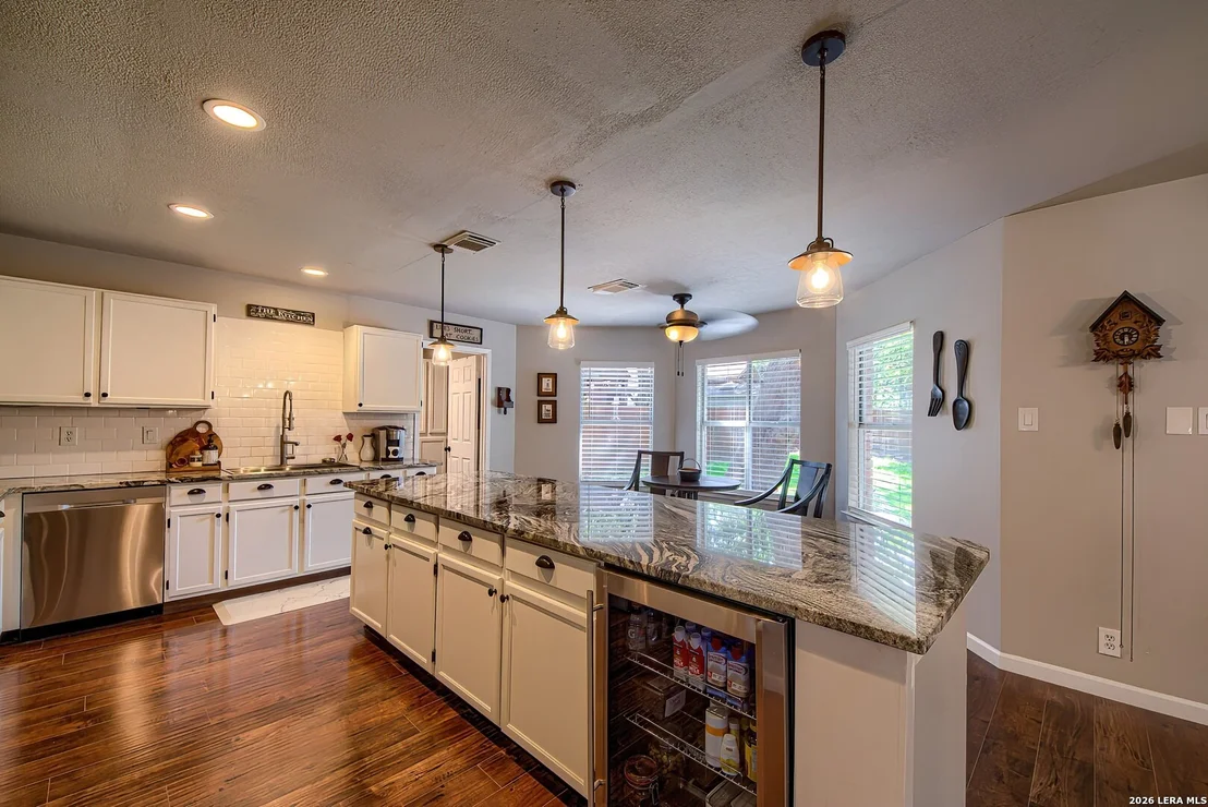 Photo of 2422 Thrasher Oak
