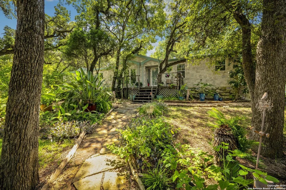 Photo of 10855 Jericho Rd