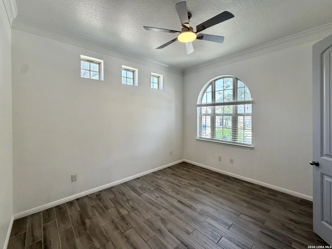 Photo of 923 Dulce Vista