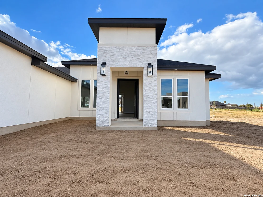Photo of 816 Ceniza