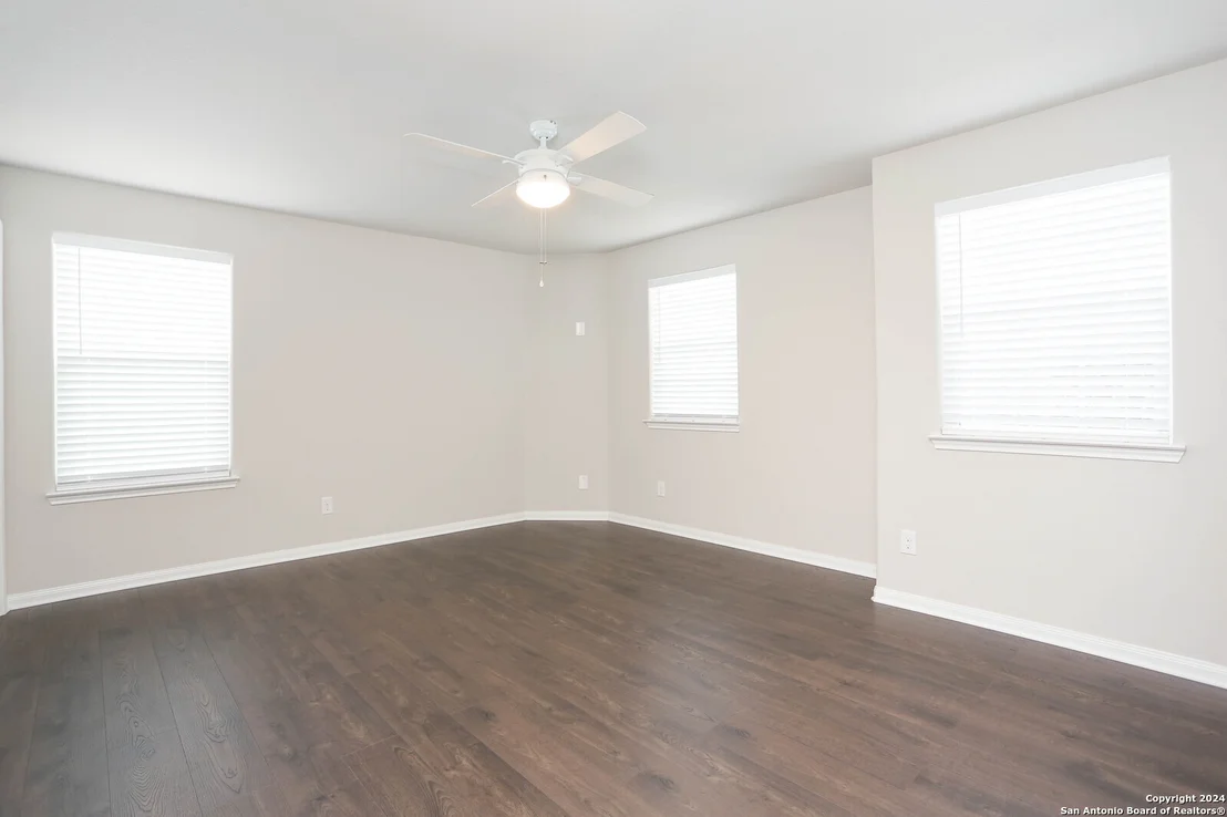 Photo of 11639 LUCKEY LEDGE