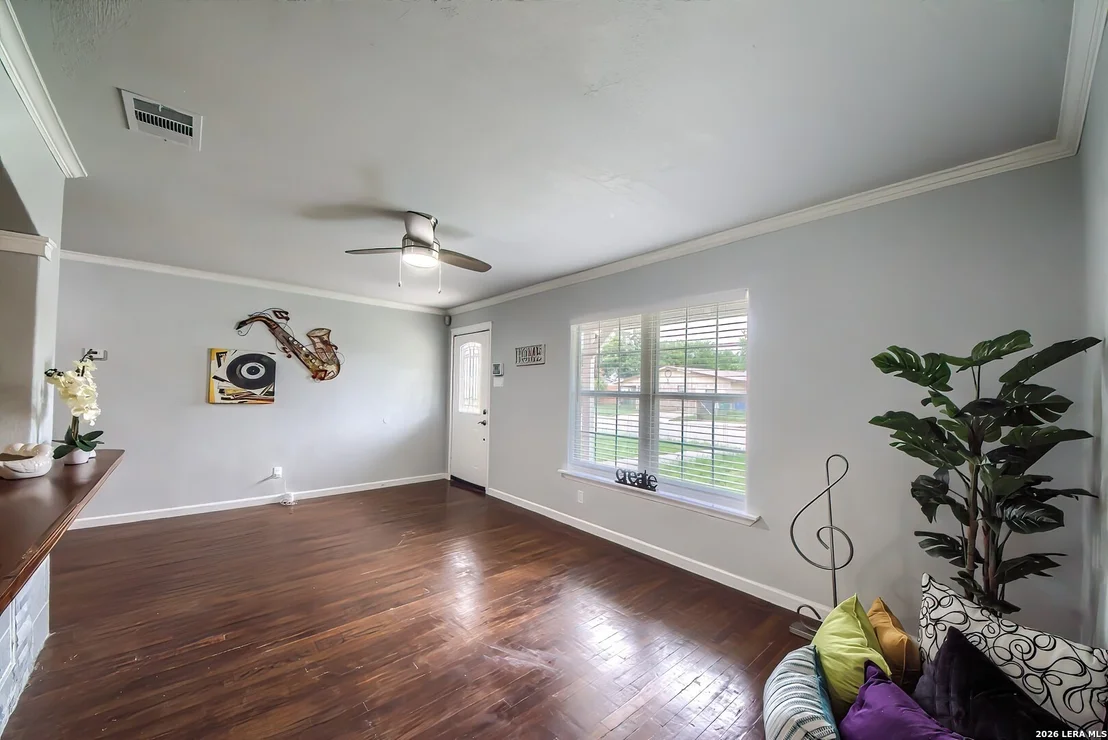 Photo of 3341 Cato