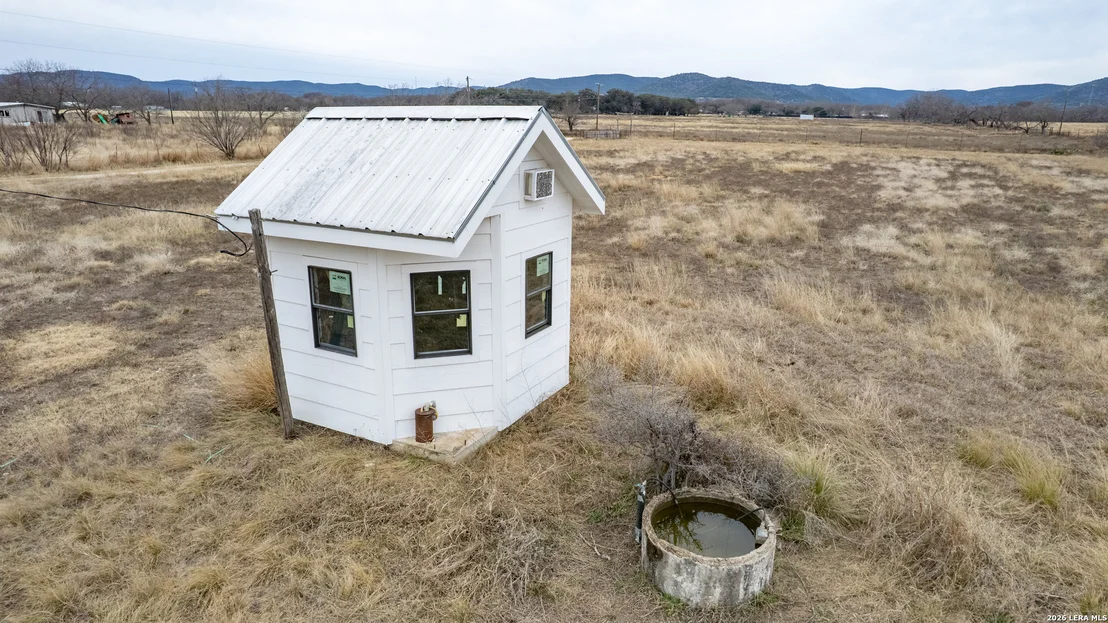 Photo of 1674 Flat Rock