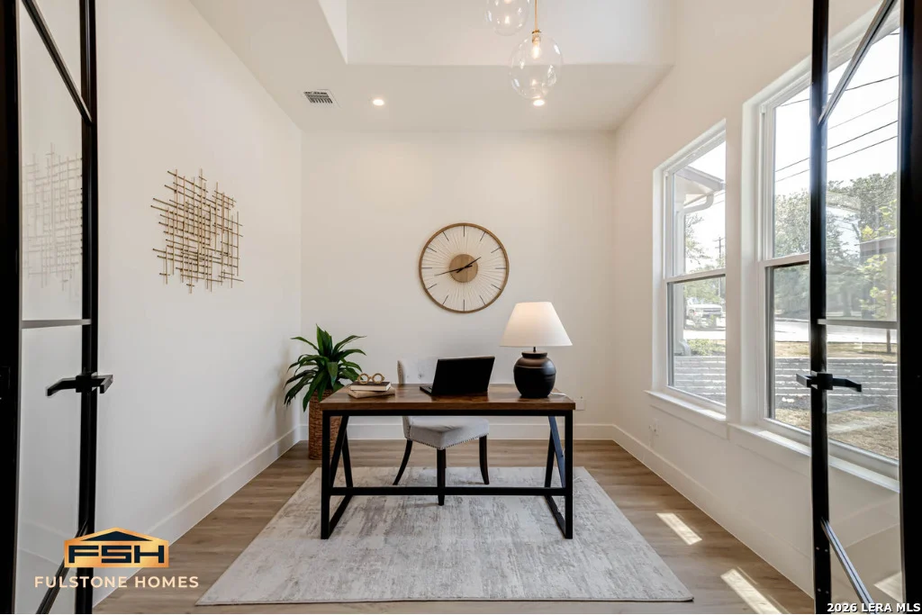 Photo of 206 Roaring Creek