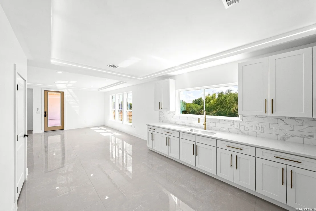 Photo of 7166 Newman Blvd