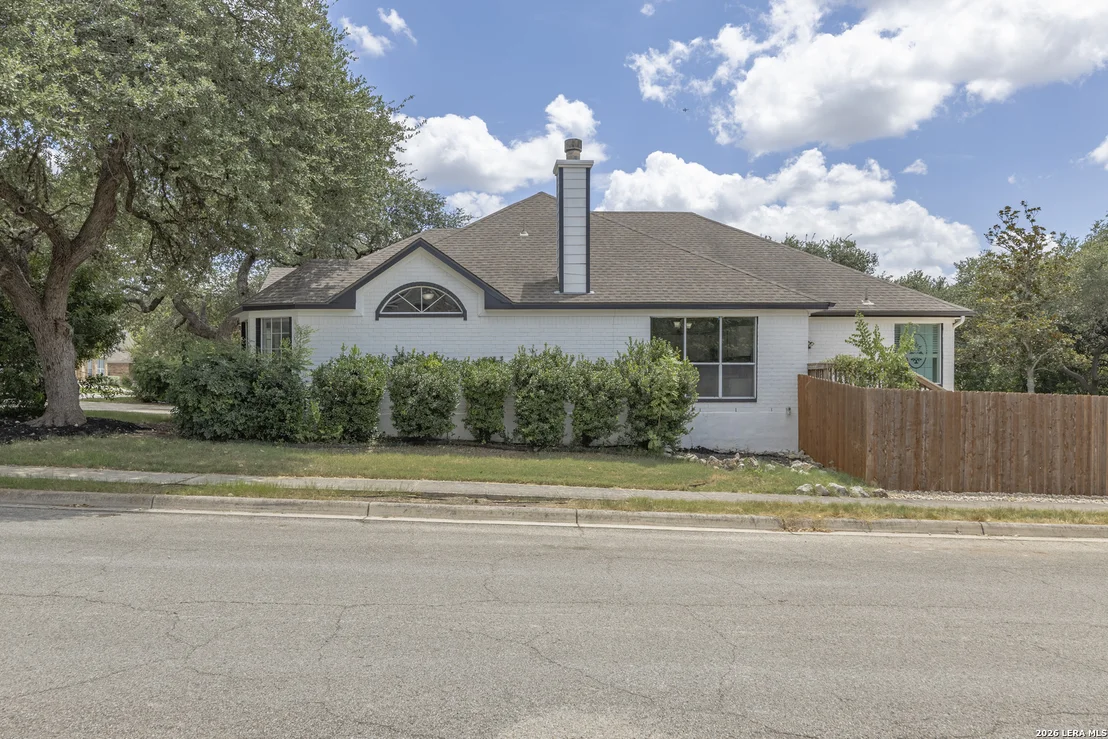 Photo of 2555 Crested Heights
