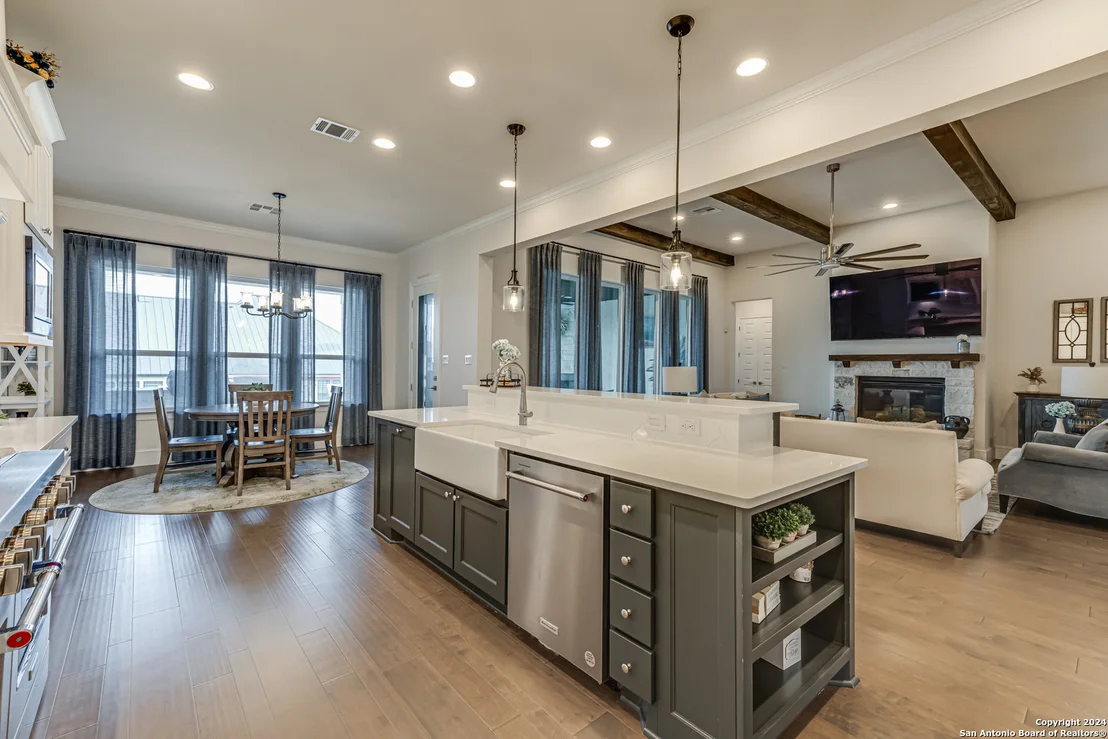 Photo of 4022 ABASOLO