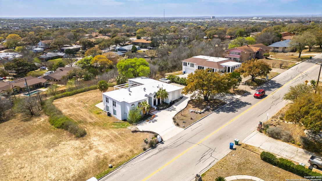 Photo of 4114 Willowbrook