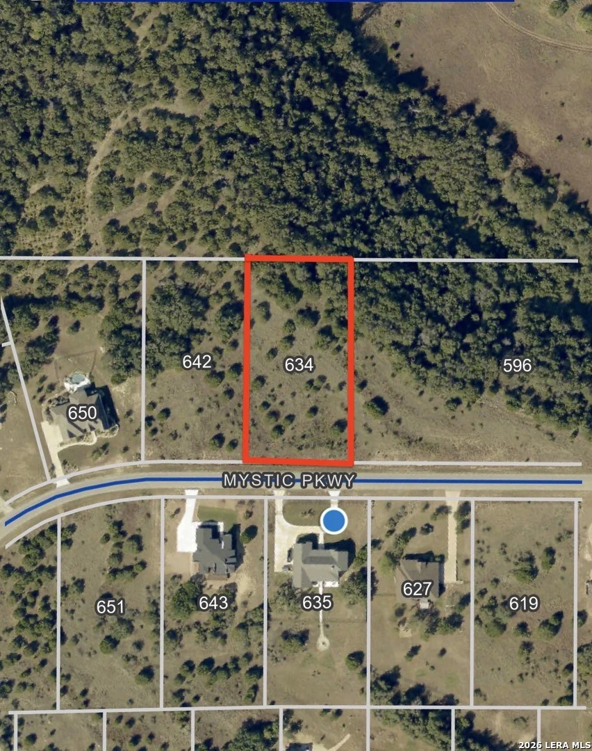 Photo of 634 MYSTIC PKWY