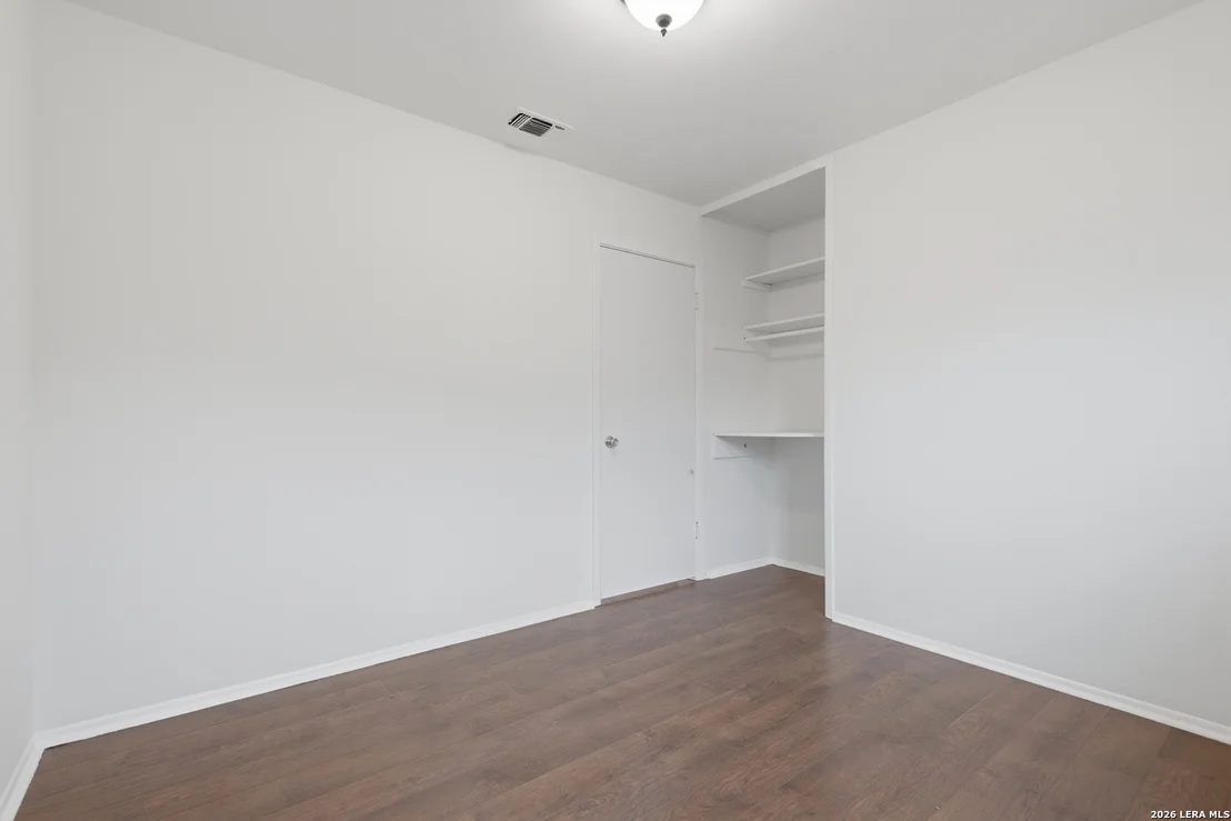 Photo of 5039 ROUND TABLE DR