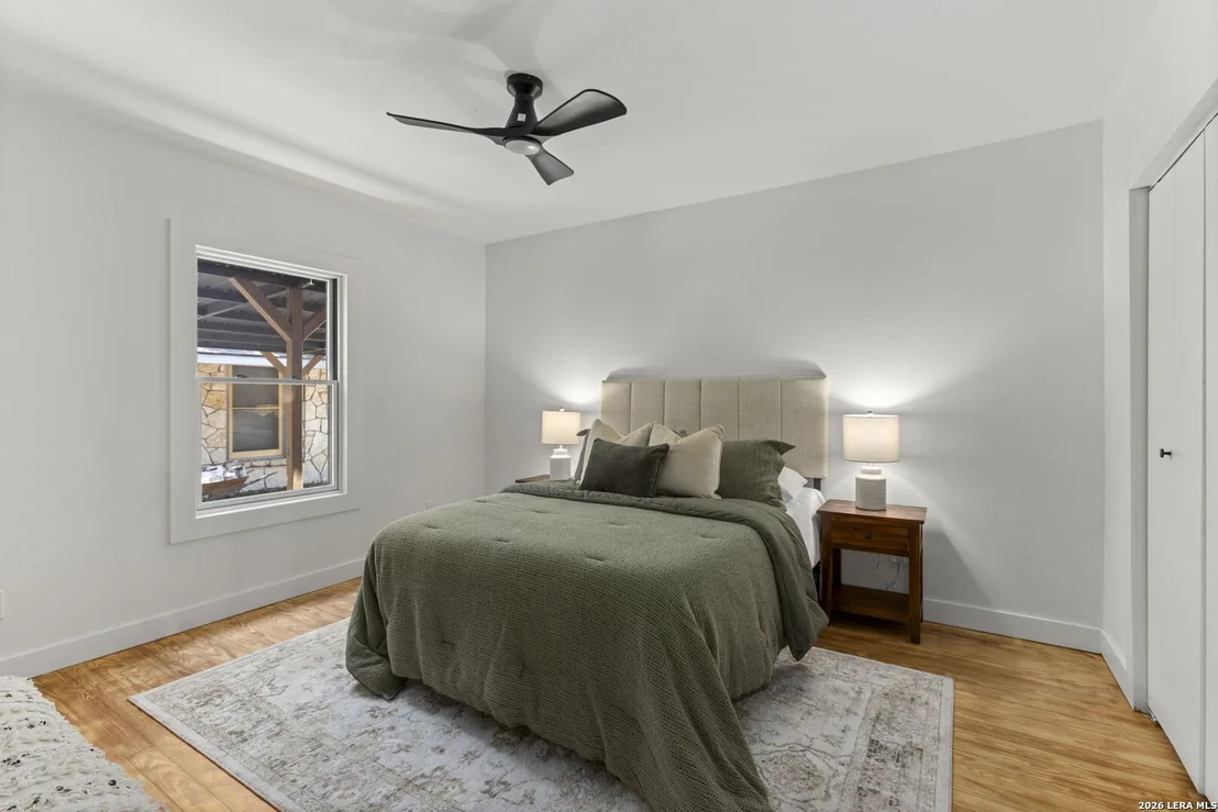 Photo of 219 THORAIN BLVD