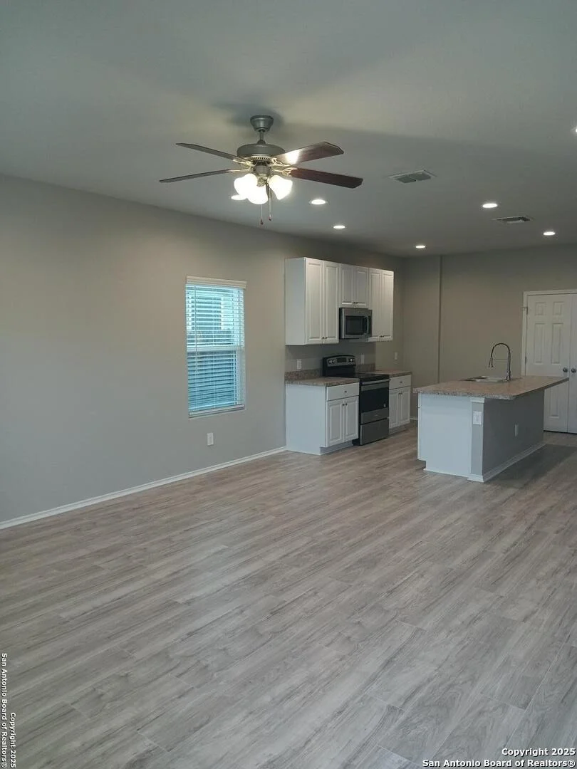 Photo of 530 Pleasanton Spg