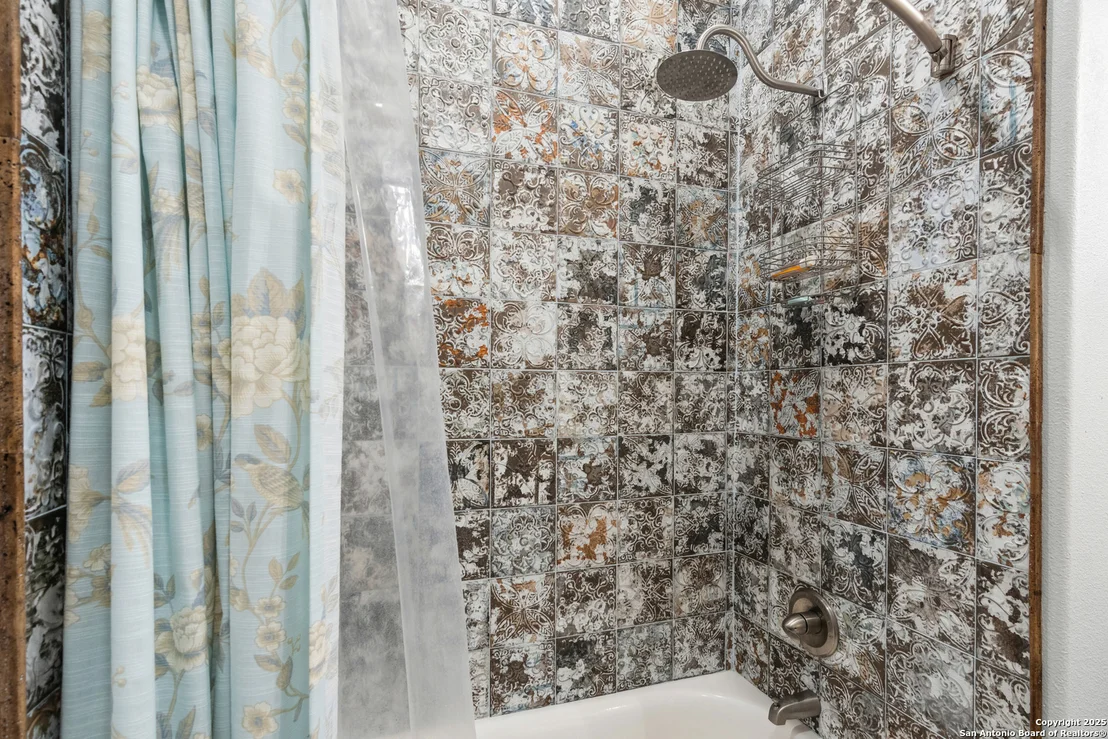 Photo of 381 Camino Primero
