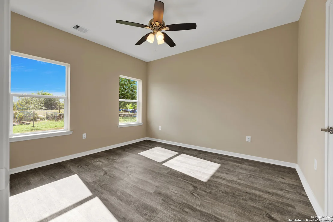 Photo of 506 PRECIOUS DR