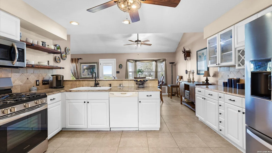 Photo of 8010 Devonshire