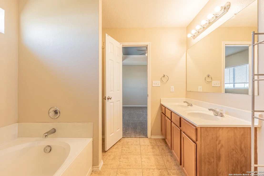 Photo of 24210 Flagstone Cove