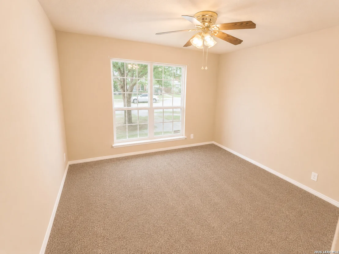Photo of 535 DIANA DR