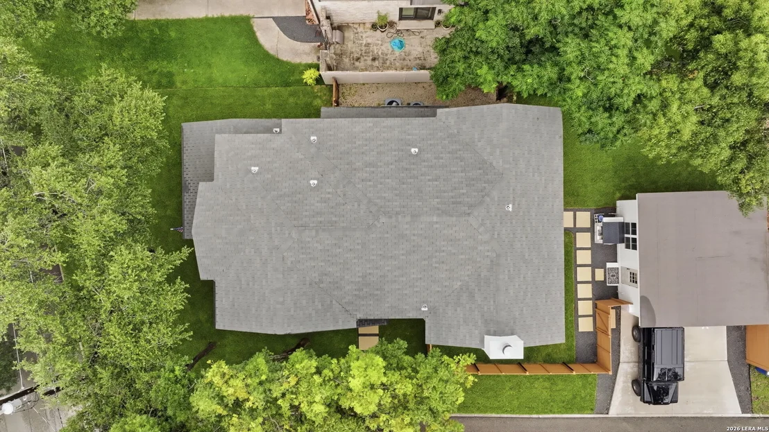 Photo of 301 OGDEN LN