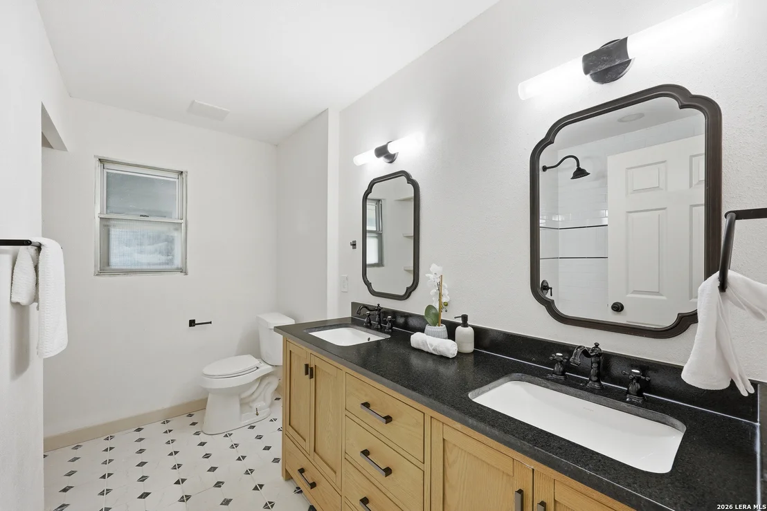 Photo of 426 Zephyr