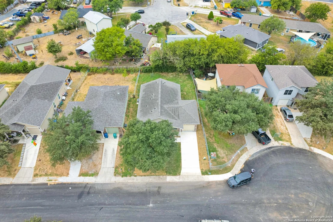 Photo of 507 PRECIOUS DR