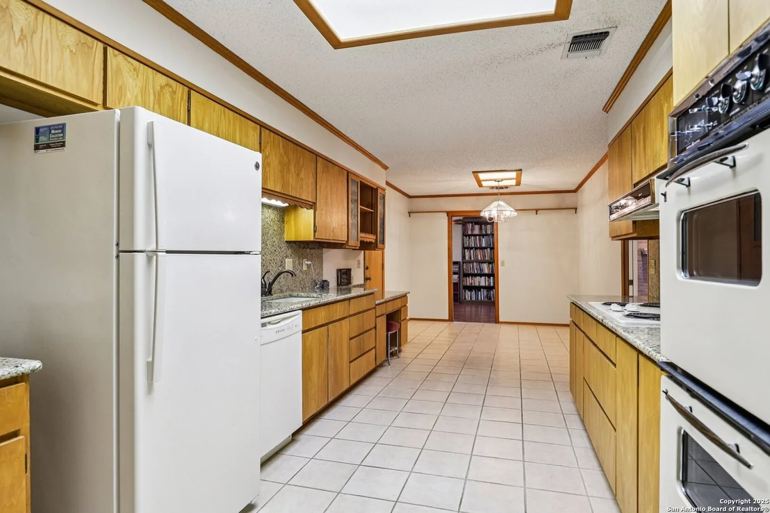 Photo of 5817 Winding Ridge