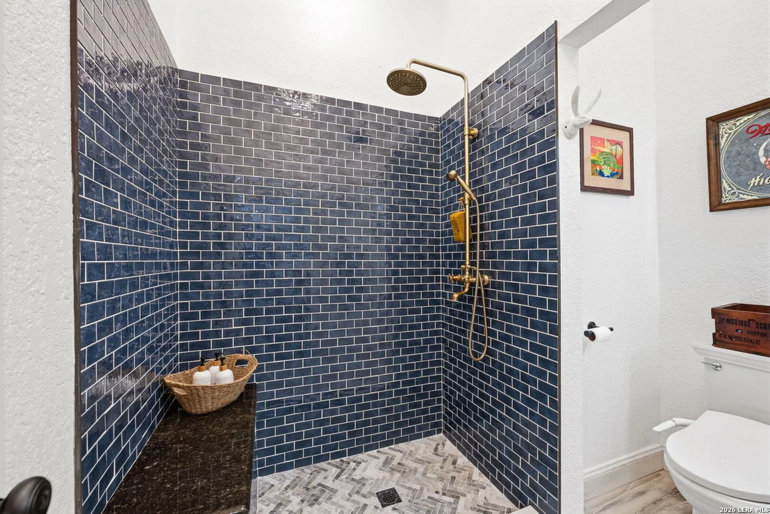 Photo of 2 Charterwood