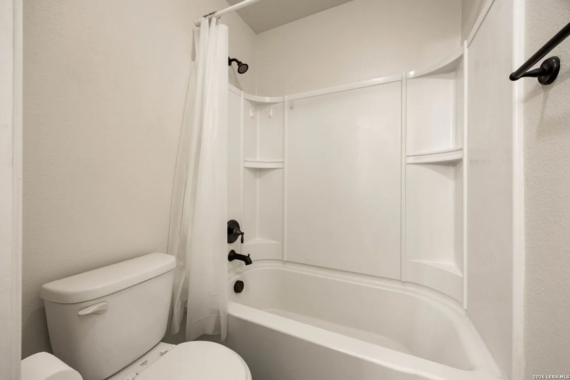 Photo of 149 LAKEVIEW CIR