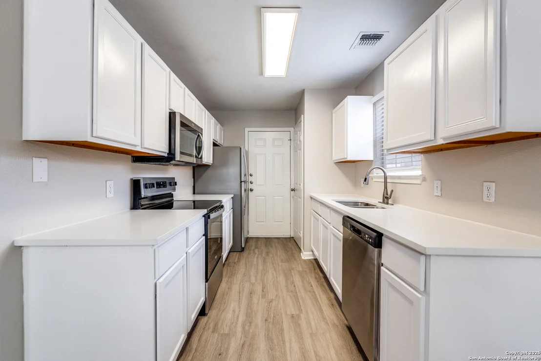 Photo of 9722 Spruce Ridge