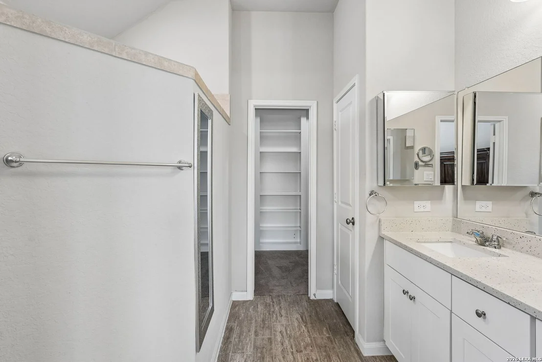 Photo of 3103 BLENHEIM PARK