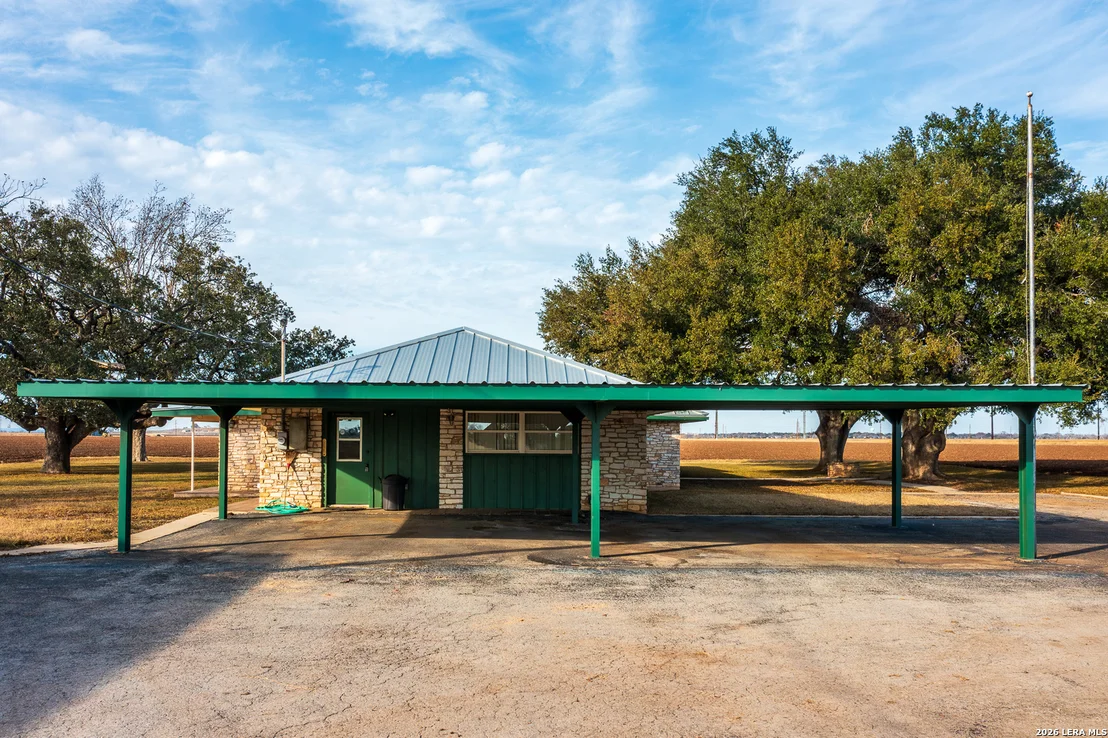 Photo of 3830 County Road 541