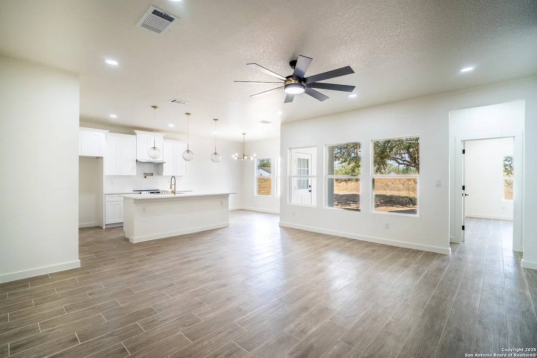 Photo of 15125 norvell