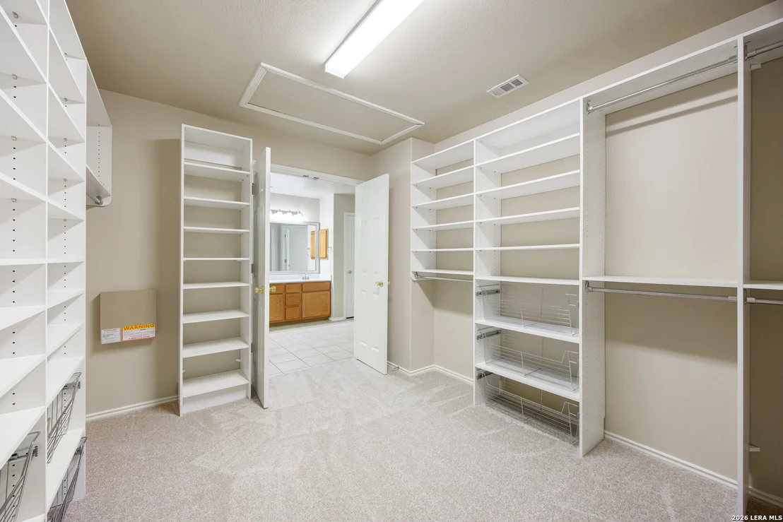 Photo of 17230 Darien Wing