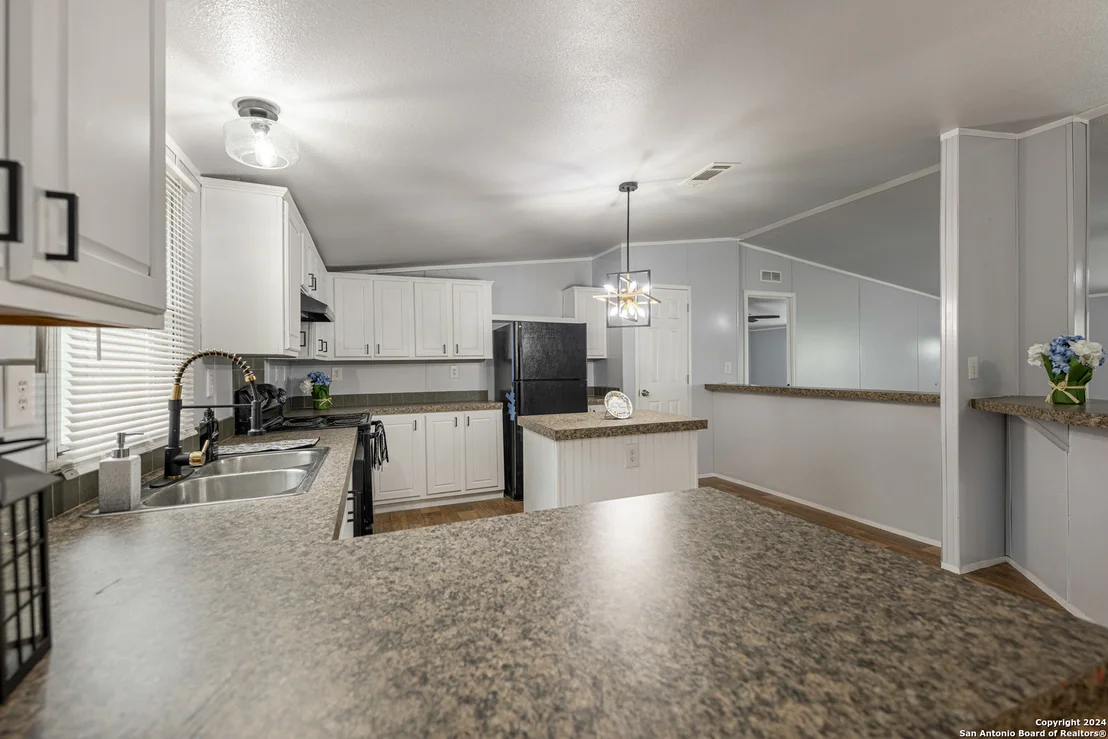 Photo of 114 County Road 5604