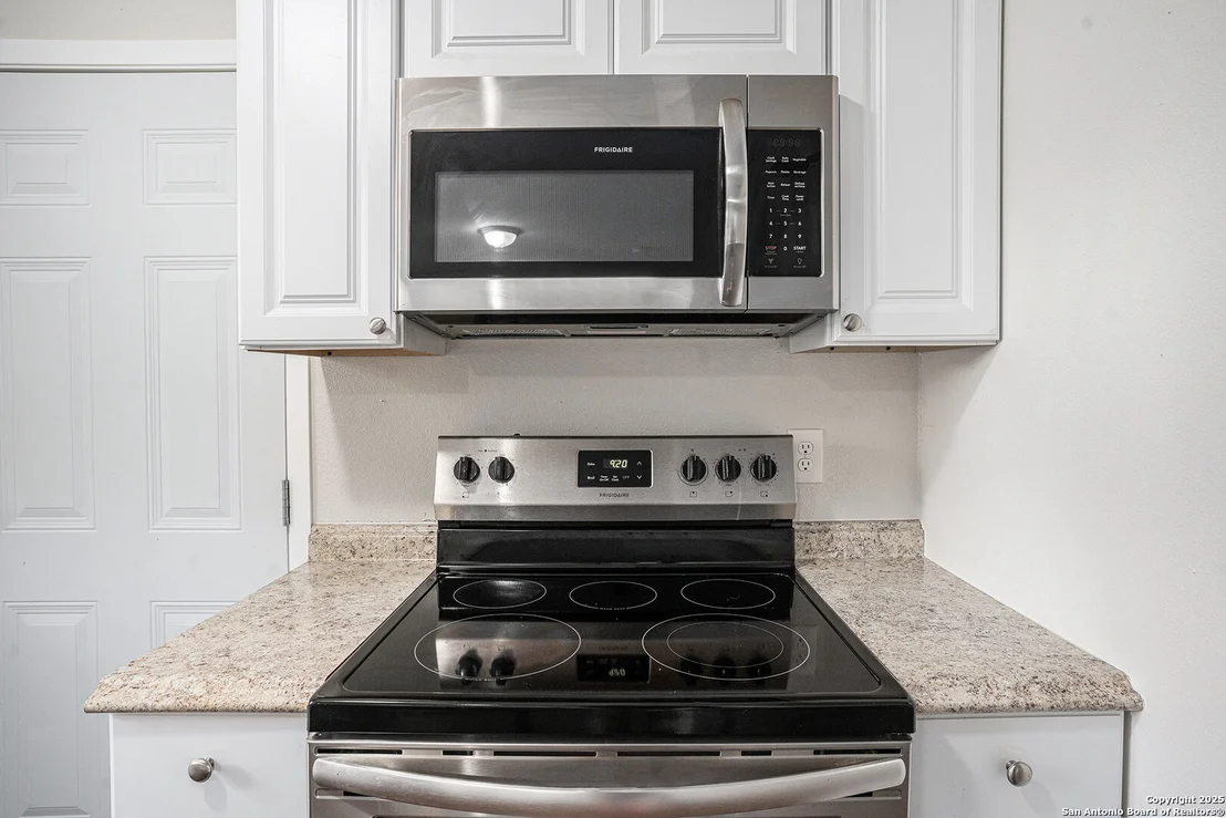 Photo of 305 Kneupper