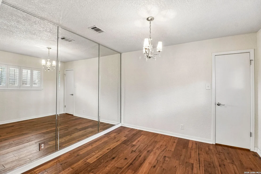 Photo of 102 Meadowland
