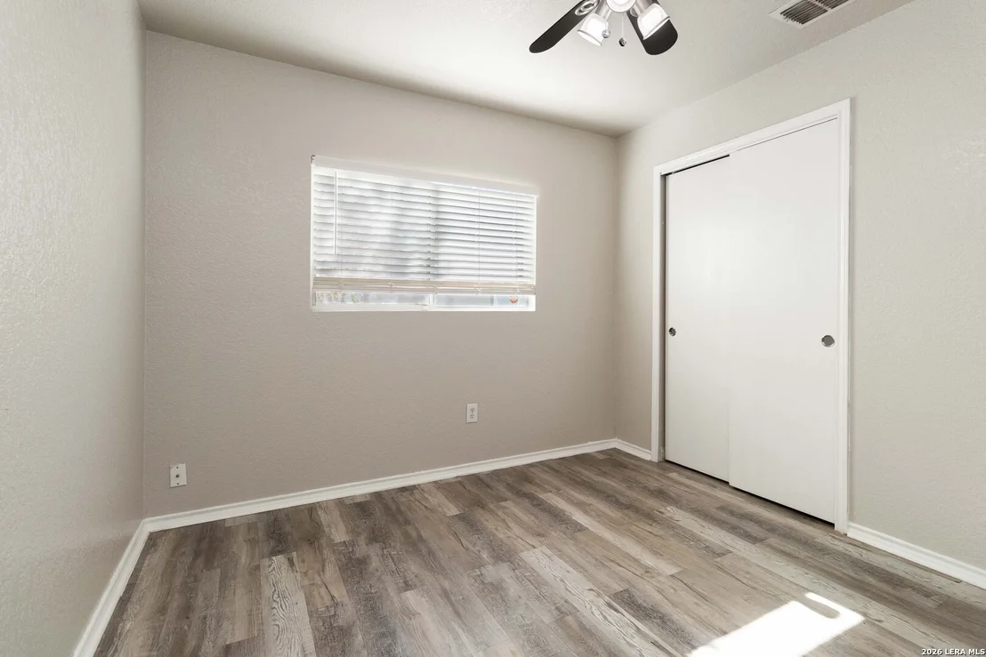 Photo of 11614 Oak Maple