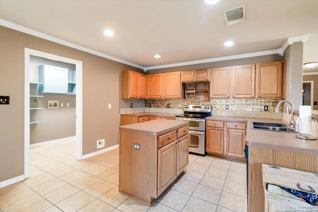 Photo of 8707 Bent Willow