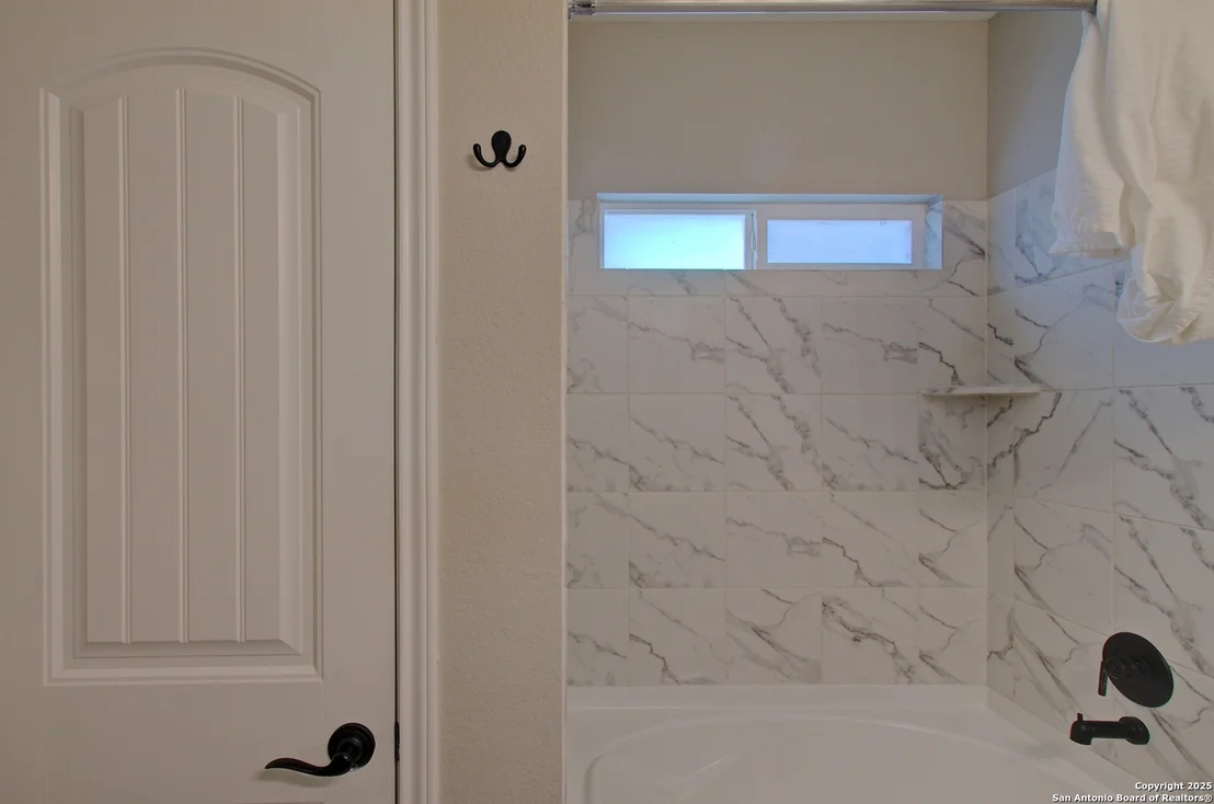 Photo of 4544 Klein