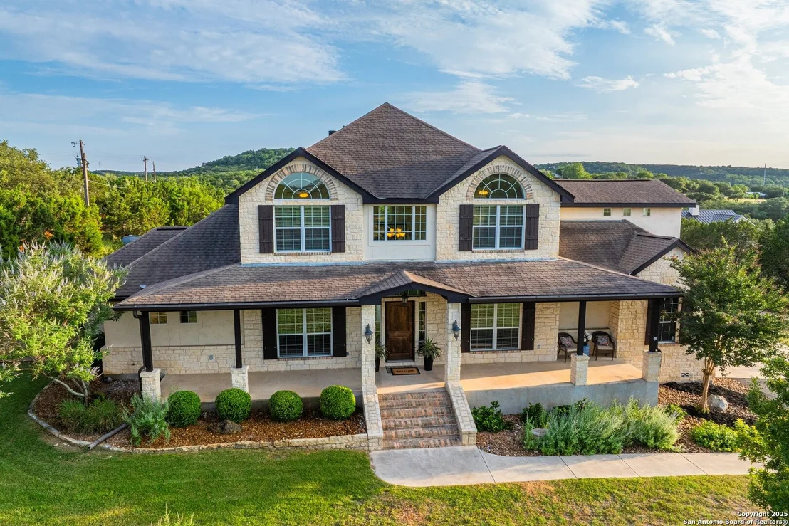 Photo of 154 Lake View Dr