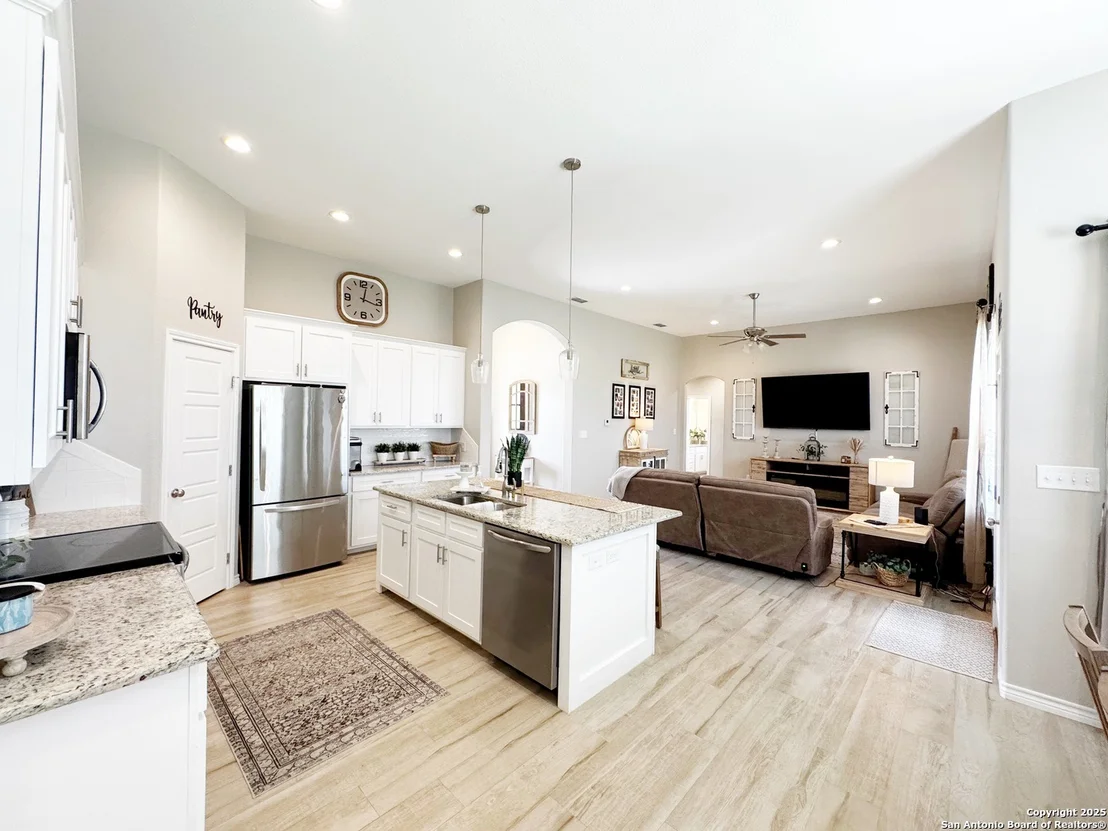 Photo of 1683 Vista View