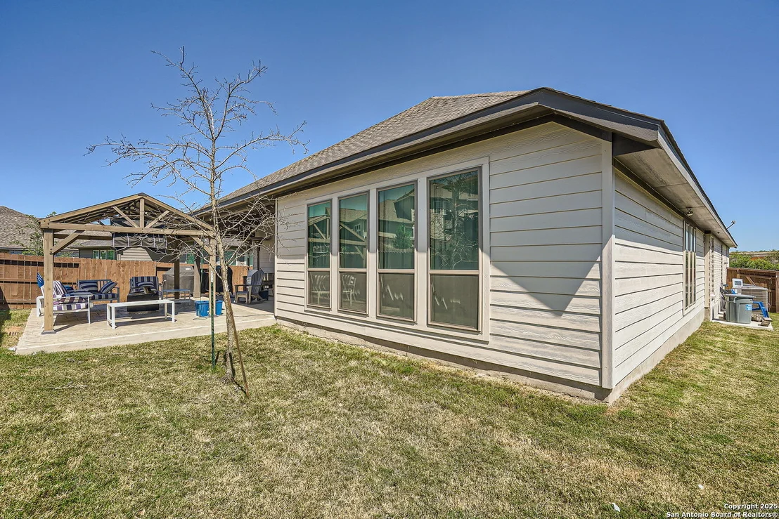Photo of 4995 Winkler Trail