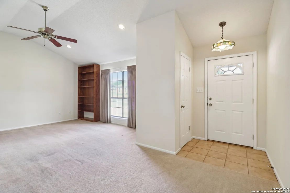 Photo of 307 Crownhill Dr