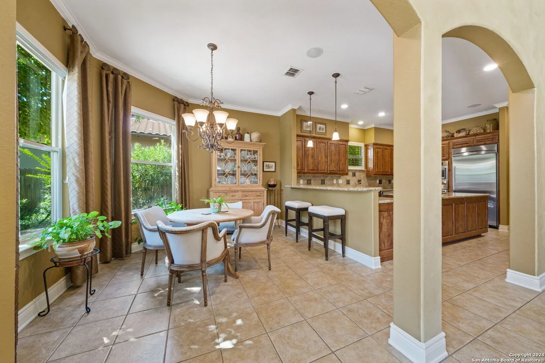 Photo of 24910 ESTANCIA CIR