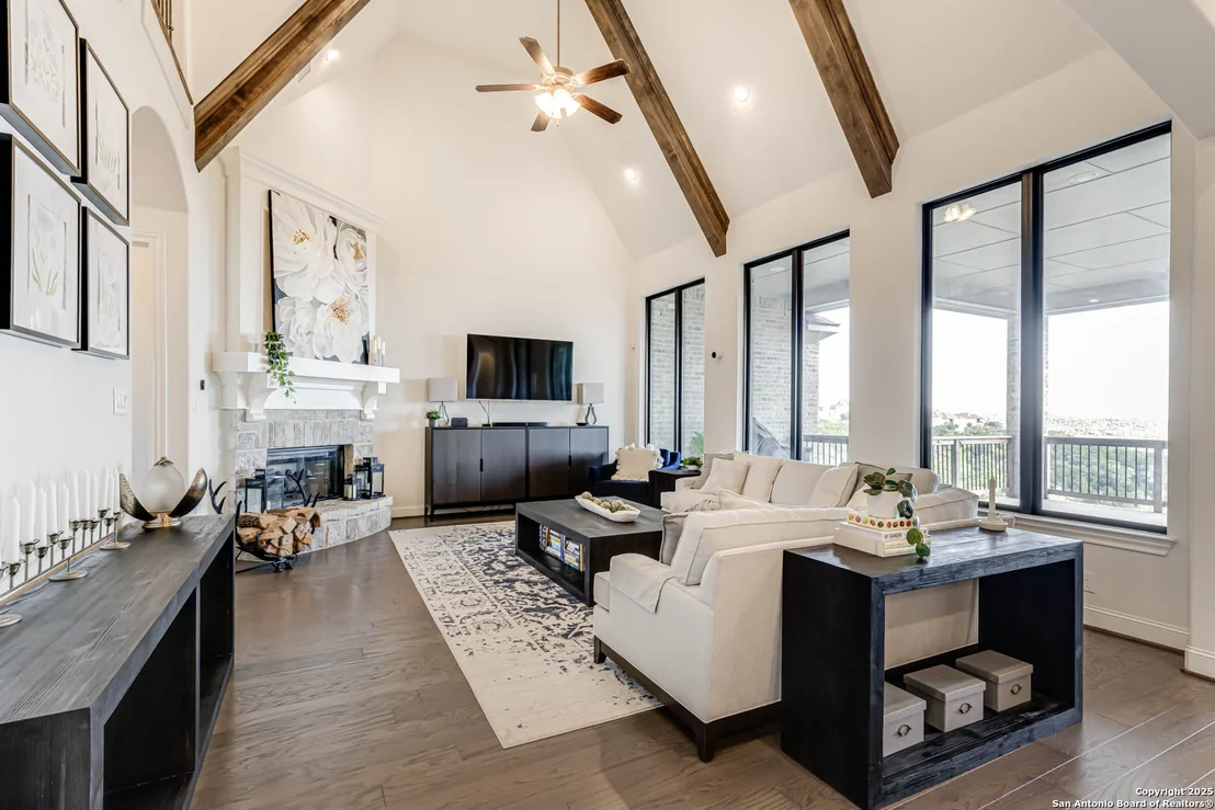 Photo of 8027 Vanity Hill